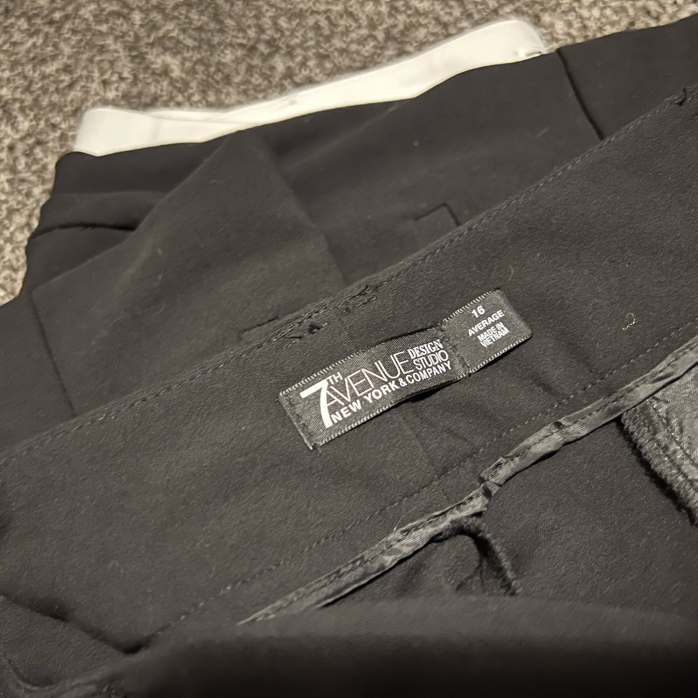Black New York & Company, 7th Avenue design studio dress pants, size 16m